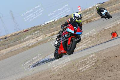 media/Mar-07-2022-Fun Track Dayz (Mon) [[9cc4a7dca7]]/Novice Group/145pm (Grapevine)/